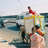 Umzug - Hauptverkehrsstraße in Chennai